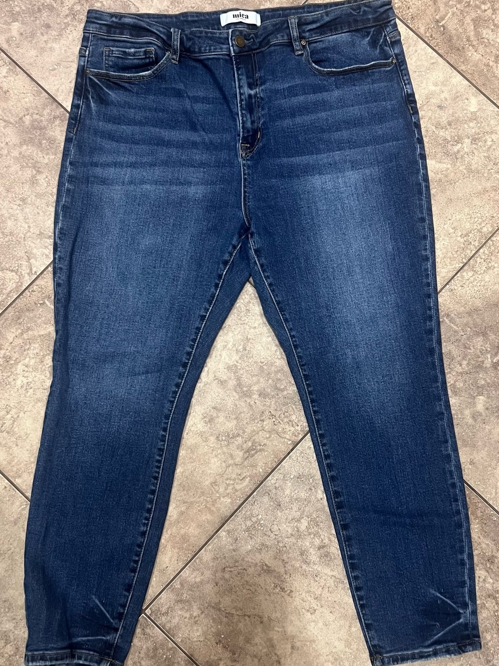 Mica Women's Dark Blue Skinny Jeans